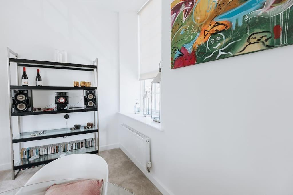 Bobbin Row - Grade 2 Listed Property With A Beautiful Design With Access To Leeds Leeds  Exterior foto